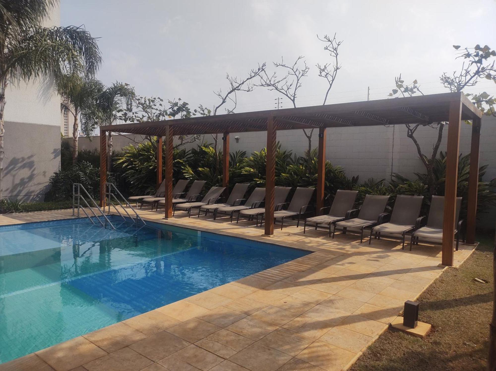 Apartment Confortavel E Com Piscina Em